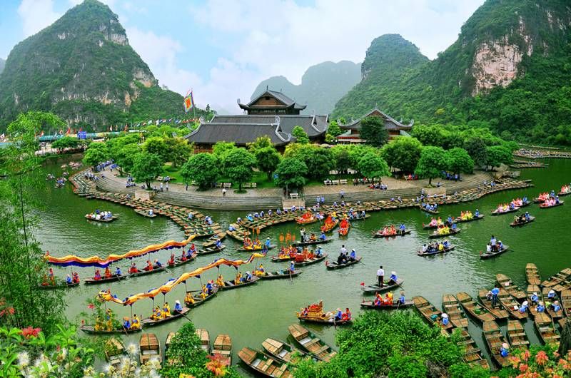 danh-thang-trang-an-diem-den-khong-the-bo-lo-khi-toi-ninh-binh